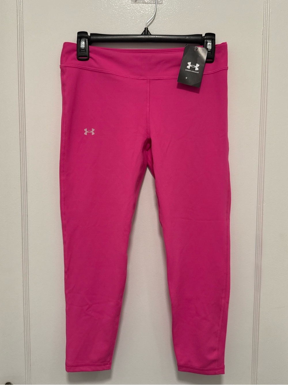 NWT Under Armour Girls Motion Crop Leggings Pink YL